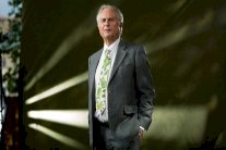 دوكنز ينفي تهمة معاداة الإسلام: انتقدت العقائد كلها