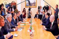 المالكي ولافروف لتعزيز الشراكة العسكرية والاقتصادية