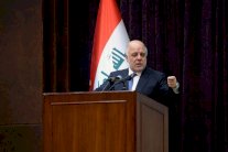 العبادي يدعو لموازنة العلاقات مع جوار العراق