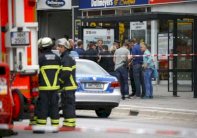 الجدل حول اللاجئين في ألمانيا يعود بعد اعتداء هامبورغ