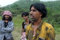 هنا... يلتم شمل اليمنيين بلا سلاحهم