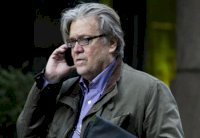 تغريدة ترمب الغامضة: هل يكون بانون ثالث الراحلين؟