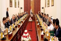 معصوم: نتوق لإنهاء المحاصصة واستفتاء كردستان ليس انفصالًا