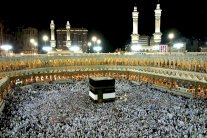 أكثر من نصف مليون حاج يصلون السعودية