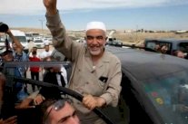 إسرائيل تعتقل الشيخ رائد صلاح بتهمة التحريض على العنف