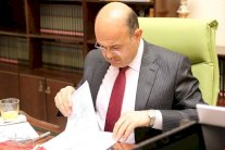 هيئة النزاهة تمنع محافظ البصرة من السفر بعد استقالته المفاجئة