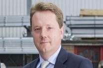 وزيران في حكومة تيريزا ماي مع تشكيل حزب جديد