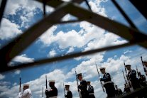 البنتاغون لم يدرس خيارات التدخل العسكري في فنزويلا