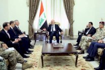 ماتيس يبلغ العبادي رفض واشنطن أي إجراء لتقسيم العراق