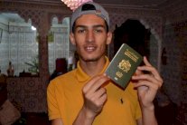 دراج مغربي في رحلة للسنغال إهداء لمرضى السرطان بالعالم