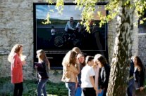 مصورون سوريون يقدمون شهادتهم في بايو الفرنسية في أكتوبر