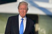 ترمب يحرص على التصدي للإعصار هارفي