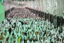 استمرار توافد الحجاج إلى 