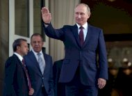 بوتين يدعو لعدم الانجرار وراء المشاعر في التعامل مع كوريا الشمالية