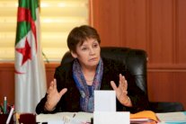 حذف البسملة يفتح حرباً جديدة على وزيرة التربية الجزائرية