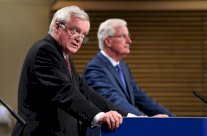 لندن تأسف لضغوط بروكسل لتسوية المسألة المالية في إطار بريكست