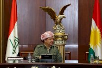 بارزاني: المذهبية تحكم العراق والحشد يهددنا يوميًا