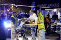 الاعتداءات غيرت وجه باريس لكنها لم تقو على كسرها