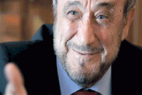 رفعت الأسد يتمكن من بيع أصول قبل تجميدها