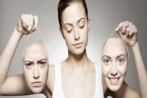 الإباضة تجعل النساء مشاكسات والرجال عميان