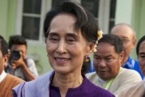 واشنطن لا تلوم حكومة بورما وتريد التعاون معها لحل ازمة الروهينغا