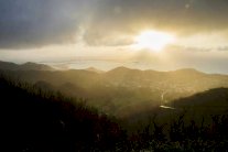 العاصفة ماريا تصبح إعصارًا يتجه نحو الكاريبي