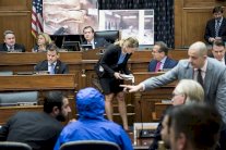 هل تتم محاكمة القيادات العليا في المخابرات السورية؟