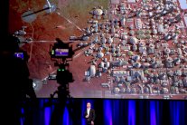 ايلون ماسك يخطط لاستيطان المريخ واقامة قاعدة على القمر