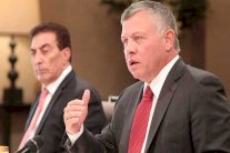 عاهل الأردن يوجه انتقادات حادة للحكومة والبرلمان