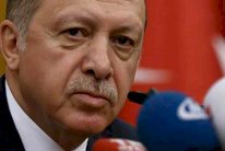 أردوغان يهاجم أميركا لإدانتها رئيس بنك