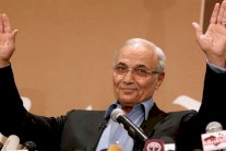 شفيق يدعم السيسي في انتخابات الرئاسة المقبلة