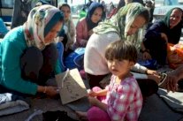 اليونان تطالب بضم أفغان في 