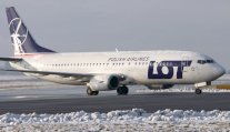 هبوط اضطراري لطائرة ركاب بولندية في مطار وارسو