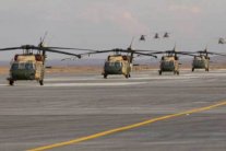 الأردن يتسلم 12 مروحية بلاك هوك أميركية