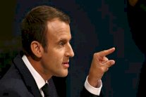 ماكرون في إيران... والثمن تنازلات إقليمية