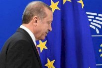 أردوغان يصر على خيار الانضمام للاتحاد الأوروبي