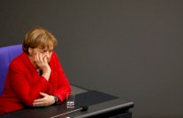 ميركل المستشارة الألمانية الصلبة التي أوهنتها الأزمات