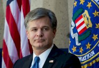 مدير إف بي آي يقلل من أهمية هجوم ترمب على الوكالة