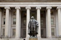 أميركا تفرض عقوبات جديدة على حزب الله