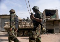 مقتل ثلاثة جنود باكستانيين في هجوم انتحاري