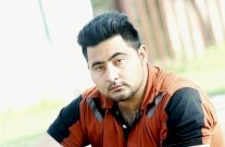 محكمة باكستانية تحكم بالاعدام على قاتلي طالب اتهم بالتجديف