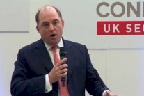 بريطانيا تستهدف الأثرياء الروس: من أين لكم هذا؟