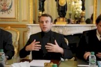 ماكرون: فرنسا ستضرب في حال دلائل دامغة عن استخدام الكيميائي في سوريا