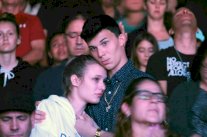 منفذ عملية إطلاق النار في فلوريدا مرتبط بمجموعة تؤمن بتفوق العرق الأبيض