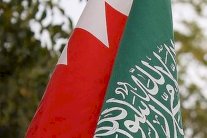 البحرين تشيد بجهود السعودية في خدمة العالمين الإسلامي والعربي