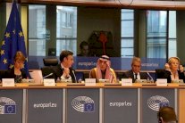 الجبير من بروكسل: الاتفاق النووي لا يكفي لتعديل سلوك إيران