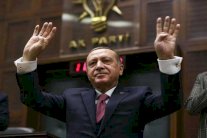 أردوغان يهدد بمحاصرة عفرين خلال أيام