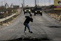 استنكار بعد إعلان إسرائيل أن إصابة فلسطيني مردها حادث دراجة