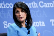 نيكي هيلي: استيقظ ولا أعرف ماذا سيغرد ترمب اليوم