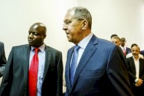 روسيا تتطلع للألماس والبلاتين في زيمبابوي